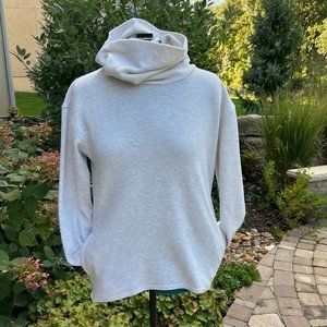 Burton turtleneck sweatshirt, Medium